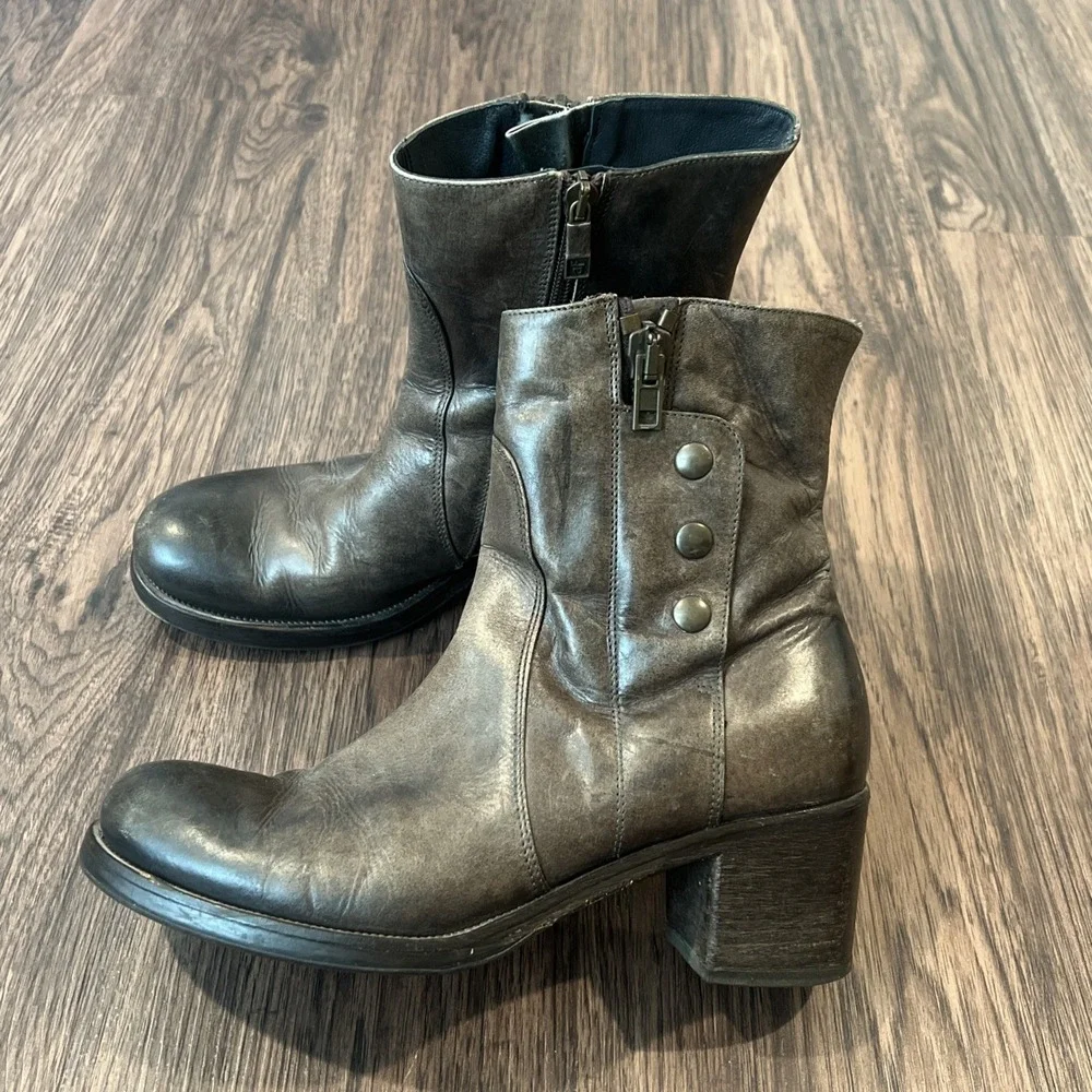 Alberto Fermani limited Edition Boots Distressed Brown Size 40 Made In Italy
